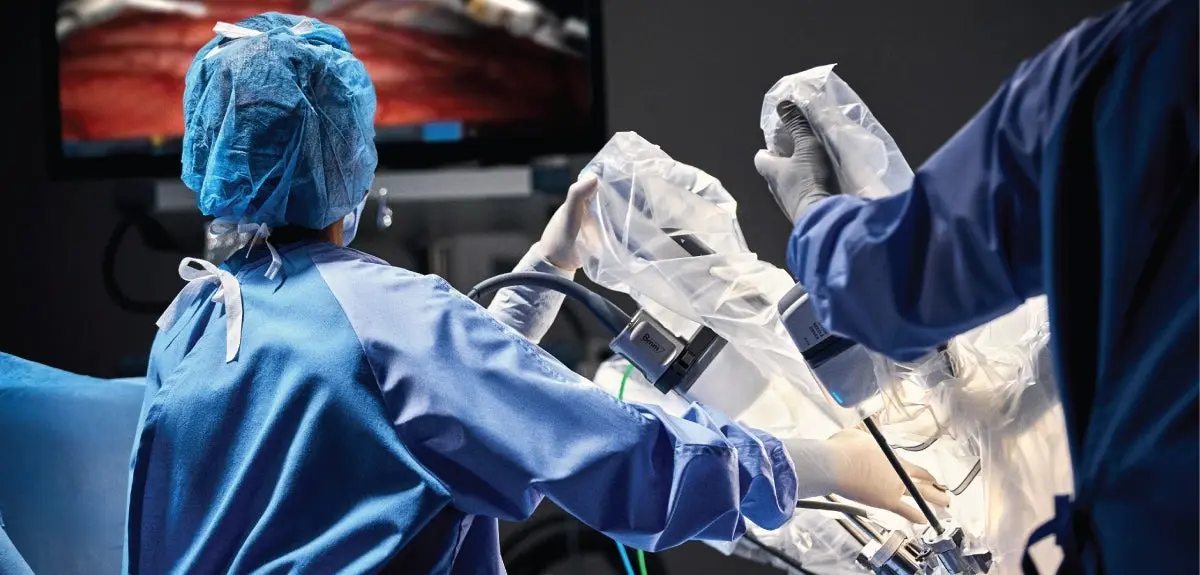 Đặc tả cánh tay robot da vinci 5 với 7 bậc tự do, tích hợp cảm biến quang học FBG đo lường lực và mật độ dữ liệu 1.000Hz.